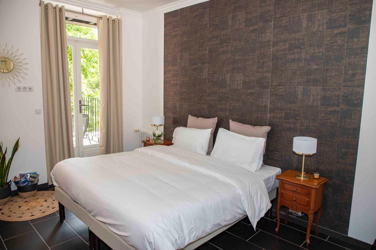 Les Suites De La Domaine Chateau De Fretoy Morlet Exteriör bild