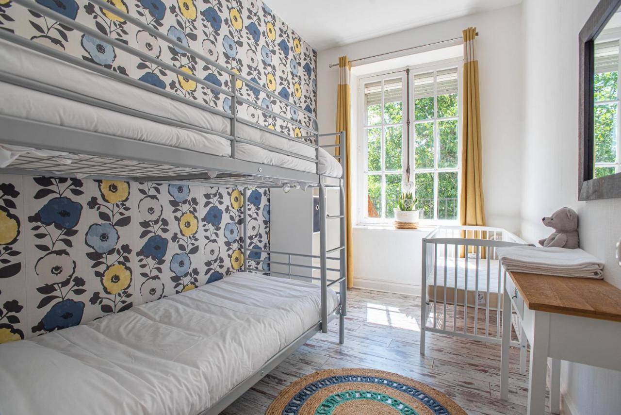 Les Suites De La Domaine Chateau De Fretoy Morlet Exteriör bild